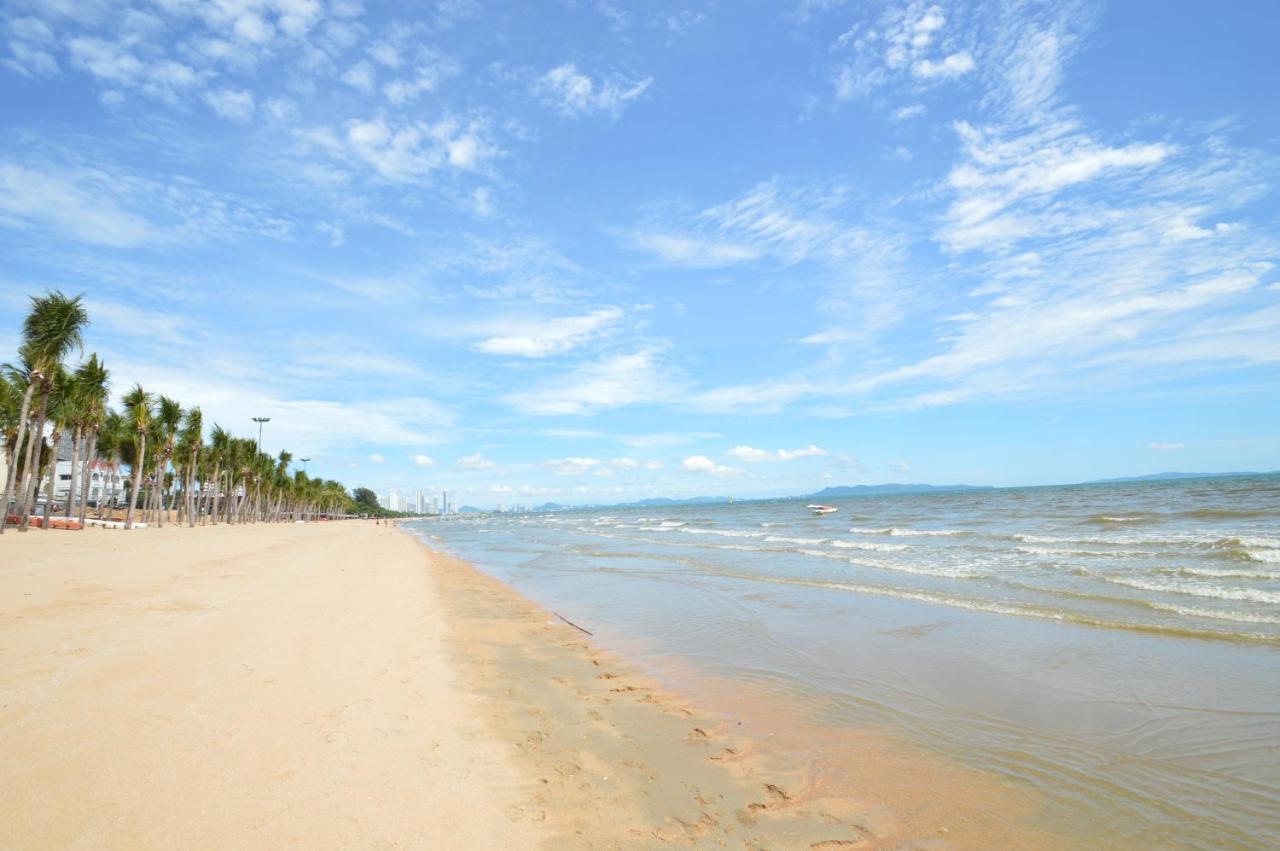 Happy Vikings - Beachfront Haat Jomtien Eksteriør bilde