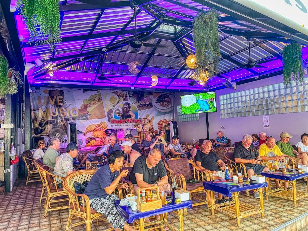 Happy Vikings - Beachfront Haat Jomtien Eksteriør bilde